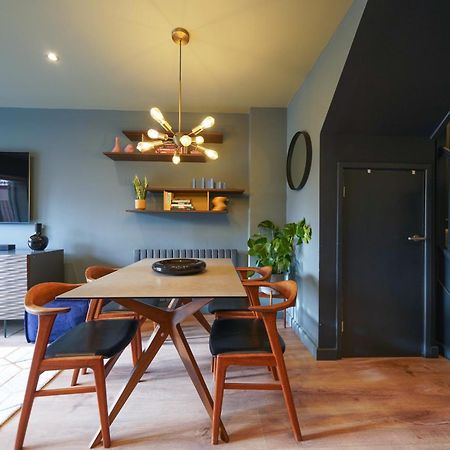 Castle Townhouse Kenilworth - Private Parking - 24 Hr Gym Access - Town Centre Apartment ห้อง รูปภาพ